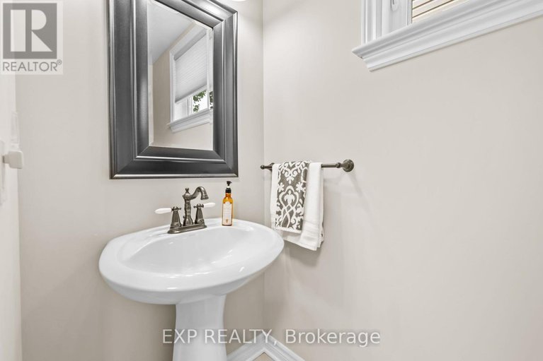 28365002/273-tewsley-drive/riverside-southgloucester-glen/ottawa/ontario/K1V0Y6_19