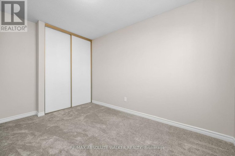 29427977/1538-briarfield-crescent/fallingbrookridgemount/ottawa/ontario/K4A1Z9_28