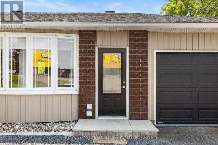 28424960/782-notre-dame-street/embrun/russell/ontario/K0A1W0_42