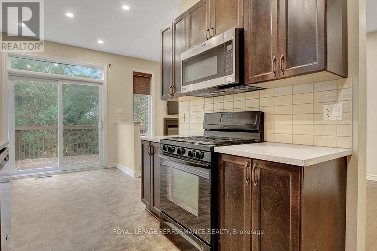 29033404/880-white-alder-avenue/blossom-parkkemp-parkfindlay-creek/ottawa/ontario/K1T0H4_13