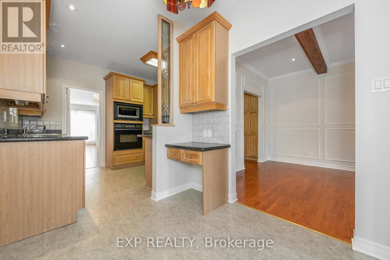28890055/243-marilyn-avenue/mooneys-bayrevelstoke/ottawa/ontario/K1V7E4_22