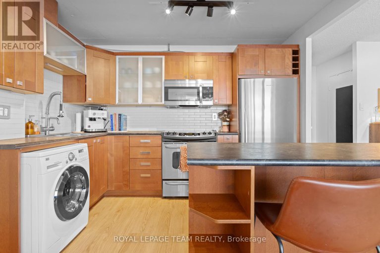 29172005/503-141-somerset-street-w/ottawa-centregolden-triangle/ottawa/ontario/K2P2H1_13