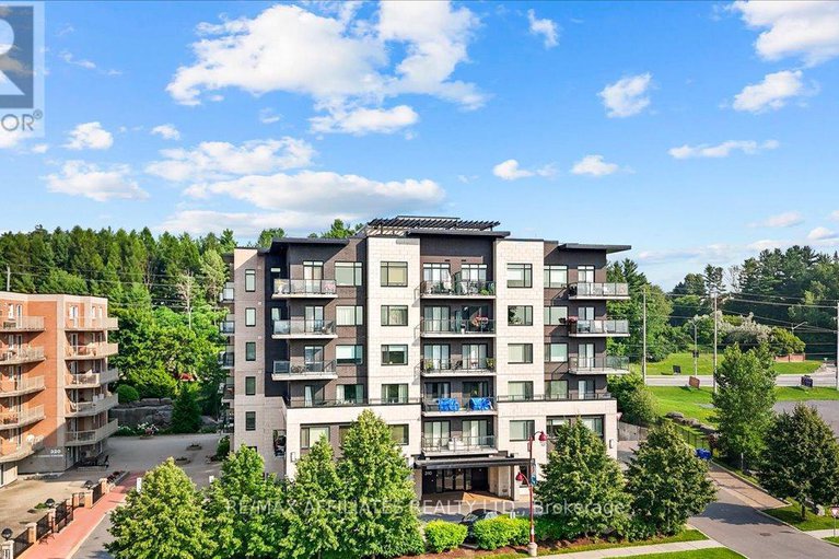 28615040/606-310-centrum-boulevard/bilberry-creekqueenswood-heights/ottawa/ontario/K1E0A3_30