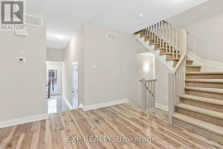 28182692/213-hooper-street/carleton-place/carleton-place/ontario/K7C0C4_8