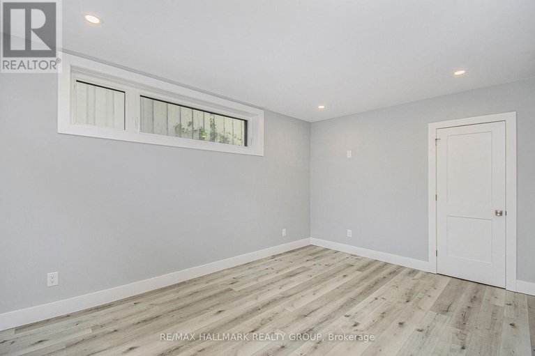 29606507/28-king-george-street/overbrook/ottawa/ontario/K1K1V8_43