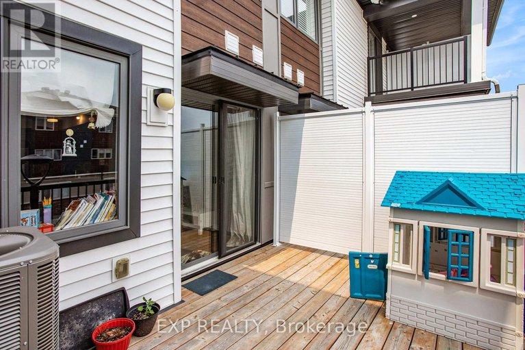 28443378/236-605-nautilus-private/emerald-meadowstrailwest/ottawa/ontario/K2V0S5_17