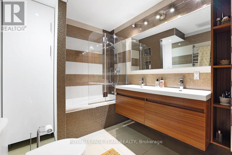 28576790/807-maplecrest-avenue/mckellar-heightsglabar-park/ottawa/ontario/K2A2Z7_21