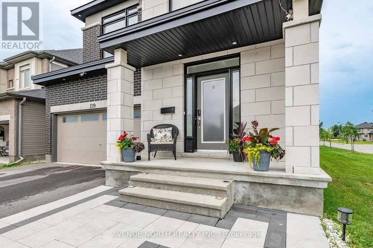 28597942/219-zinnia-way/riverside-southgloucester-glen/ottawa/ontario/K4M0K8_3