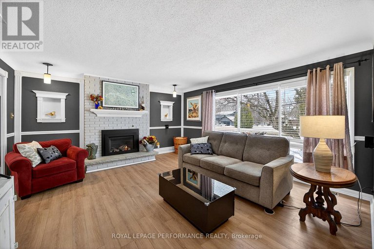 29444506/3864-carp-road/carp/ottawa/ontario/K0A1L0_11