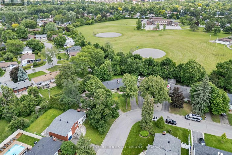 28818663/2687-basswood-crescent/riverside-park/ottawa/ontario/K1V8K2_42
