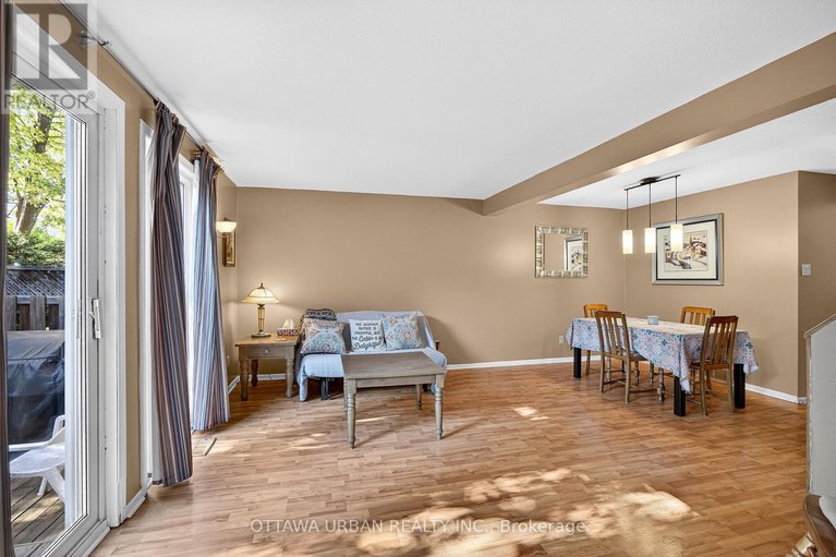 29002316/7986-decarie-drive/orleans-wood/ottawa/ontario/K1C2C4_17