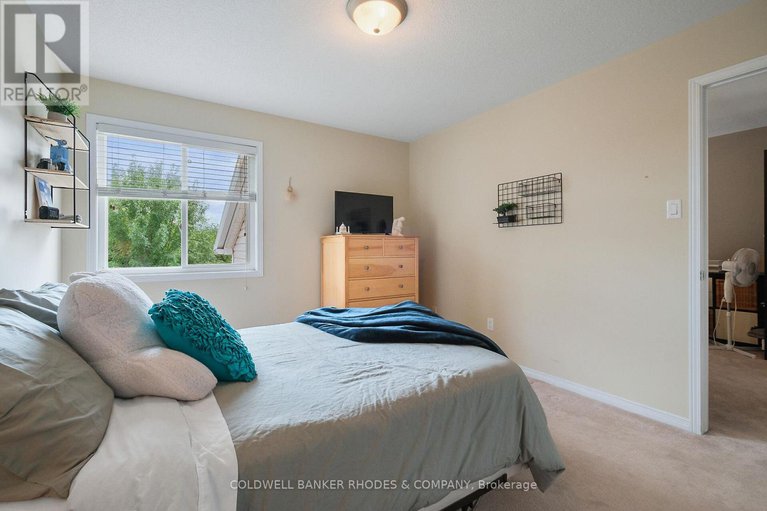 29079890/175-destiny-private/fallingbrookgardenway-south/ottawa/ontario/K4A0K6_25