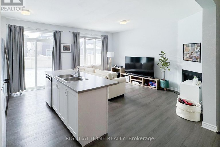 29443631/771-brittanic-road/emerald-meadowstrailwest/ottawa/ontario/K2V0R3_16