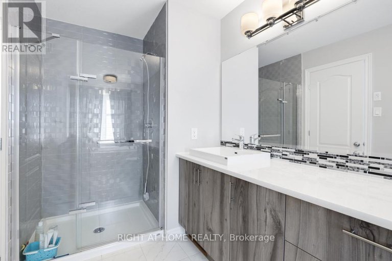 29632648/895-antonio-farley-street/camelot/ottawa/ontario/K1K2Z1_16