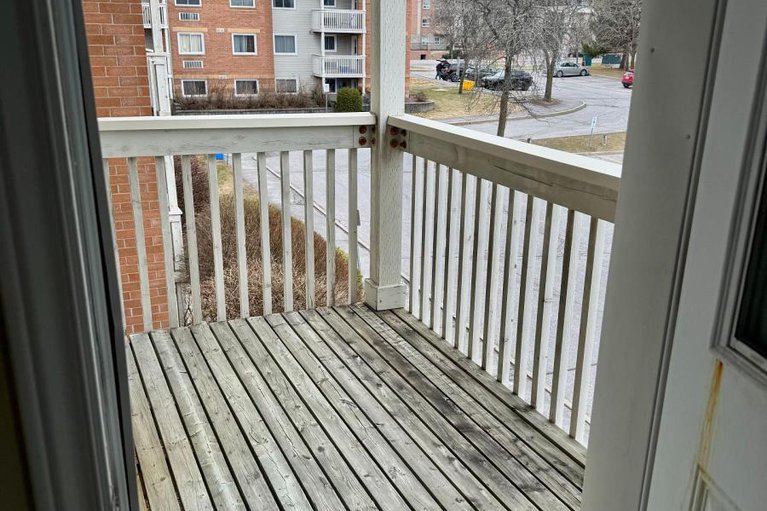 28188580/302-325-centrum-boulevard/bilberry-creekqueenswood-heights/ottawa/ontario/K1E3W8_12