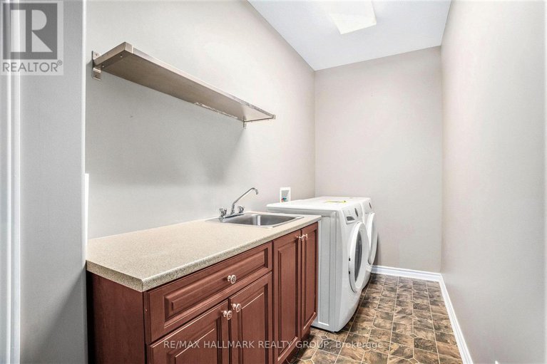 28365245/49-de-la-rive-promenade/embrun/russell/ontario/K0A1W0_16