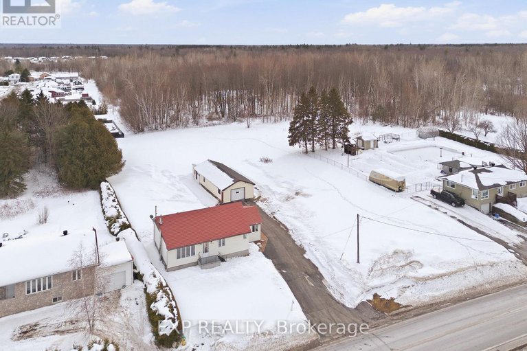 29393358/1776-labonte-street/clarencerockland-twp/clarence-rockland/ontario/K0A1N0_41