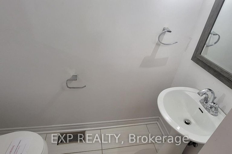 29170277/292-richelieu-avenue/vanier/ottawa/ontario/K1L6K3_12