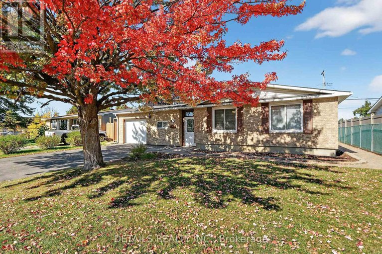 28952010/289-amiens-street/bilberry-creekqueenswood-heights/ottawa/ontario/K1E1N3_1