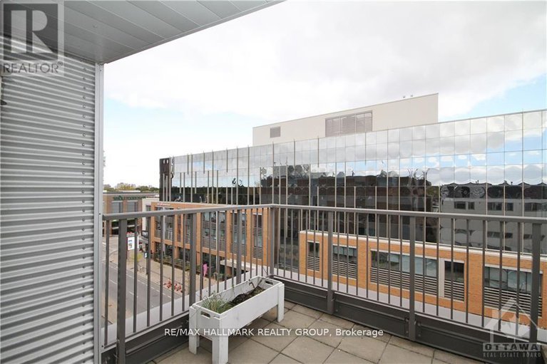 28271158/508-1014-bank-street-n/glebe/ottawa/ontario/K1S3W8_9