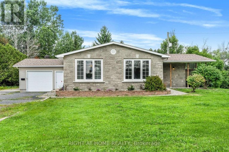 29647350/353-russell-road/clarencerockland-twp/clarence-rockland/ontario/K0A2A0_1