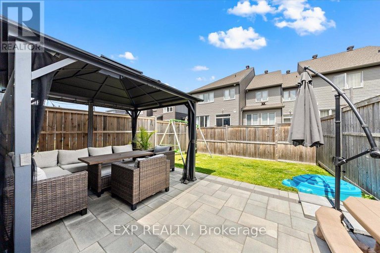 28491066/42-jardiniere-street/remainder-of-stittsville-area/ottawa/ontario/K2S2K3_26