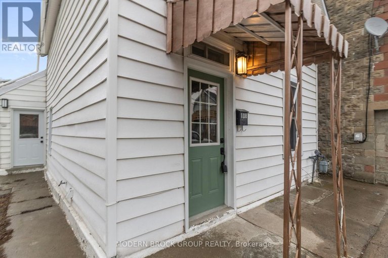 29541338/108-george-street/brockville/brockville/ontario/K6V3V9_5