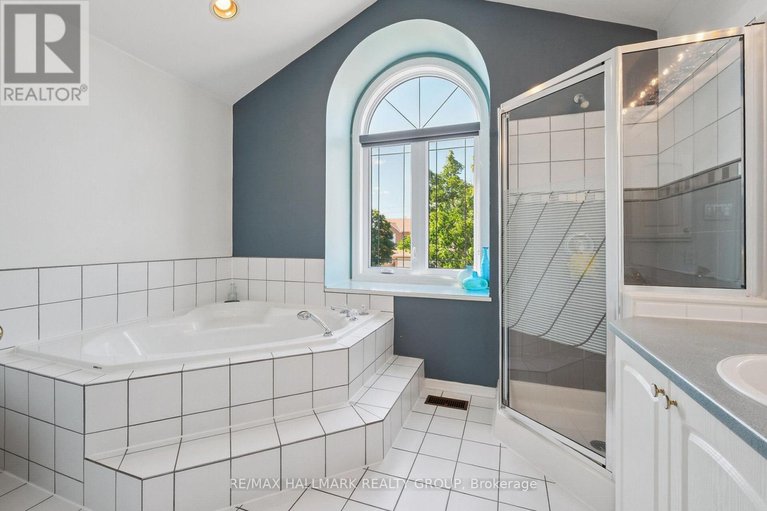 28645671/3034-courtyard-crescent/upper-hunt-club/ottawa/ontario/K1T3R7_22