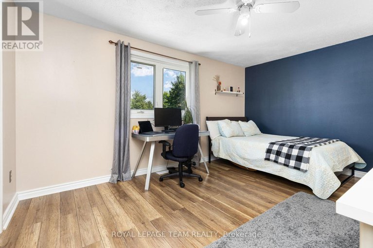 28588731/24-westcliffe-road/westcliffe-estates/ottawa/ontario/K2H7X4_15