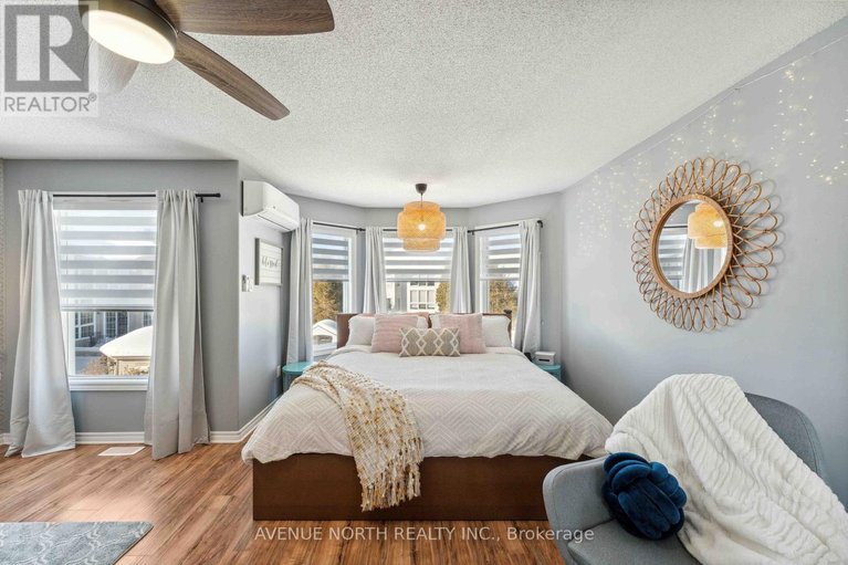 29476657/4-bracewood-way/stonebridge/ottawa/ontario/K2J4Y3_23