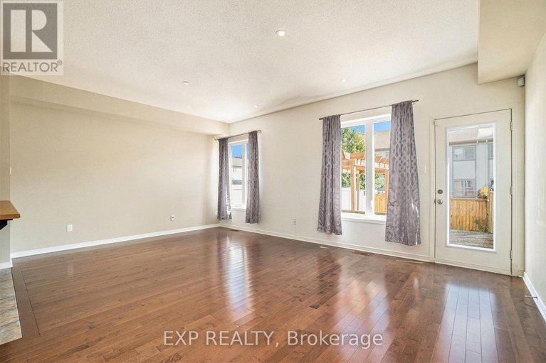 28838053/2197-descartes-street/notting-hillsummerside/ottawa/ontario/K4A0W4_8