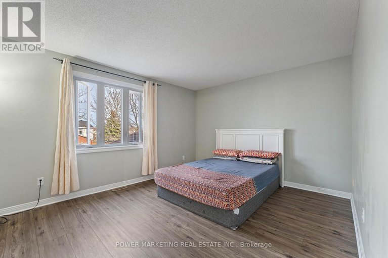 28626249/1508-launay-avenue/fallingbrookpineridge/ottawa/ontario/K4A3S1_13