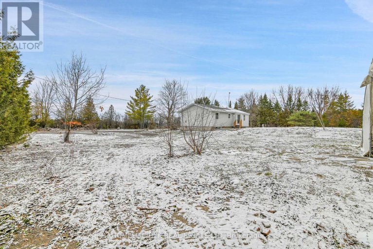 29120870/405-donoghue-road/north-grenville-twp-kemptville-south/north-grenville/ontario/K0G1S0_30