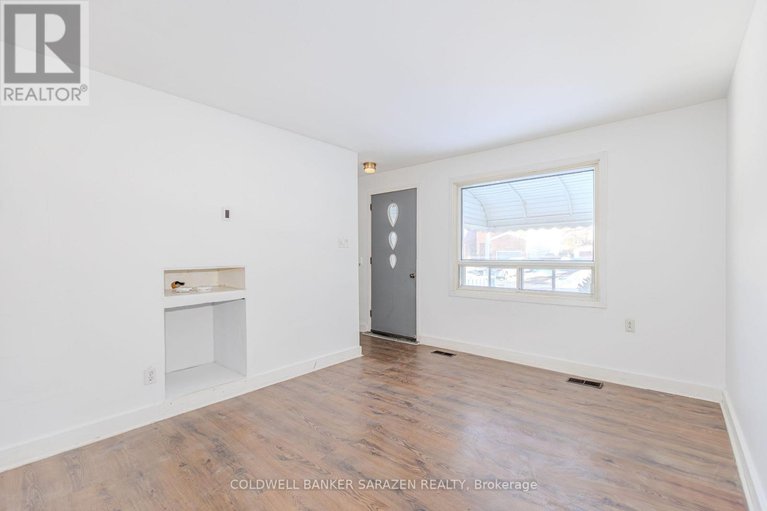 29377079/1413-chatelain-avenue/carlington/ottawa/ontario/K1Z8A9_8