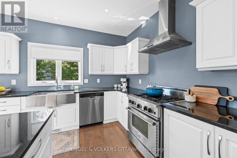 28874016/313-colmar-street/embrun/russell/ontario/K0A1W0_10