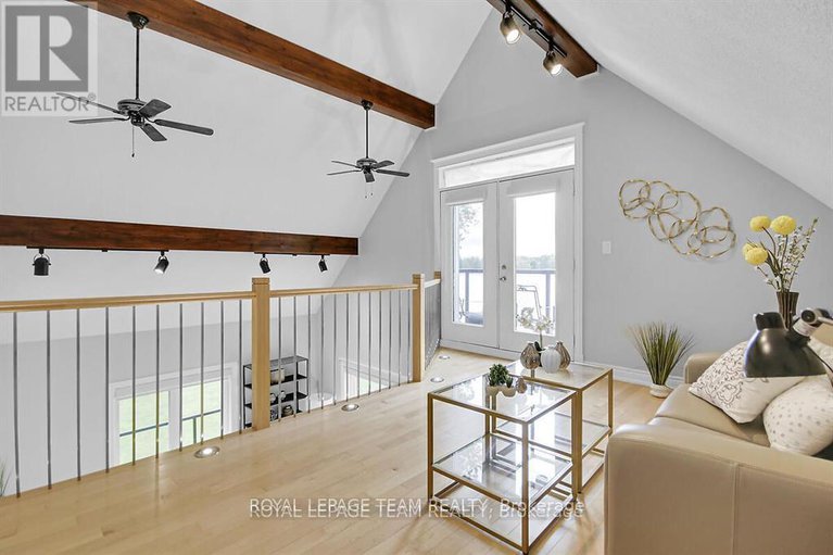28565306/3758-mapleshore-drive/north-grenville-twp-kemptville-east/north-grenville/ontario/K0G1J0_32