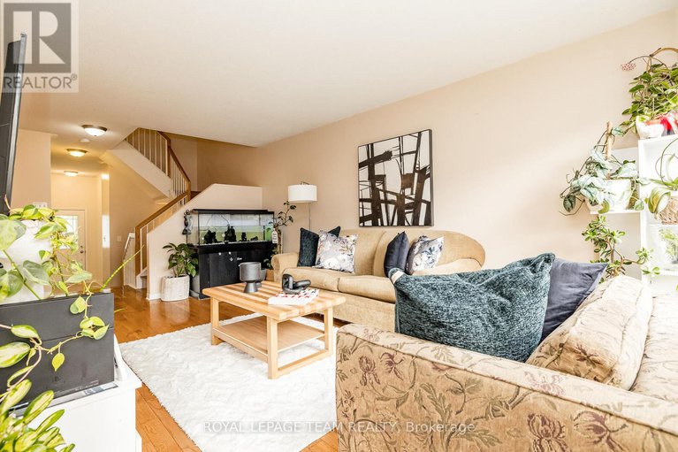 28974298/221-sorento-street/strandherd/ottawa/ontario/K2J0B5_11