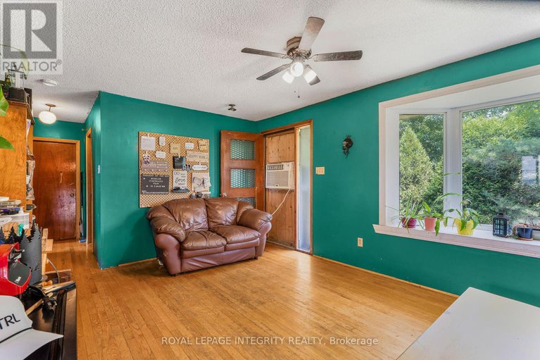 28686332/4828-frank-kenny-road/sarsfieldbearbrook/ottawa/ontario/K0A3H0_10