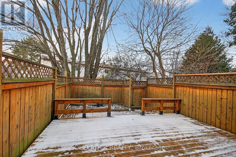 29150060/44-tybalt-crescent/westcliffe-estates/ottawa/ontario/K2H8J5_24