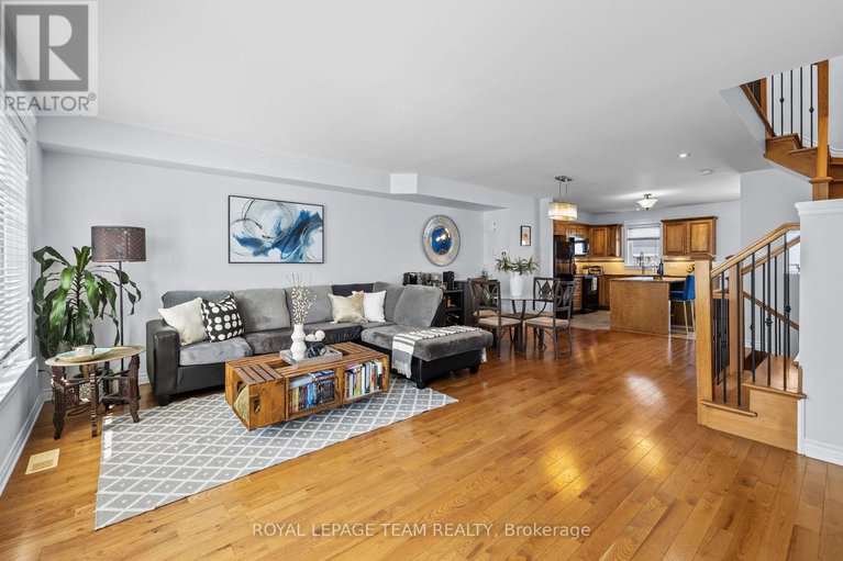28493803/125-brilia-private/beacon-hill-south/ottawa/ontario/K1J0B7_7