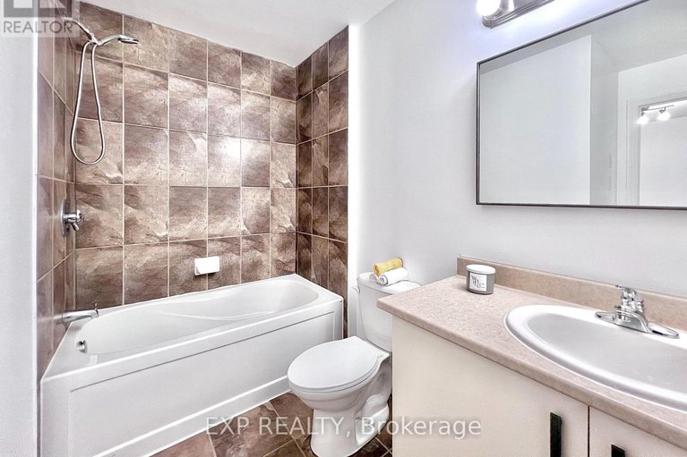28928312/457-foxhall-way/bridlewood/ottawa/ontario/K2M0G2_33