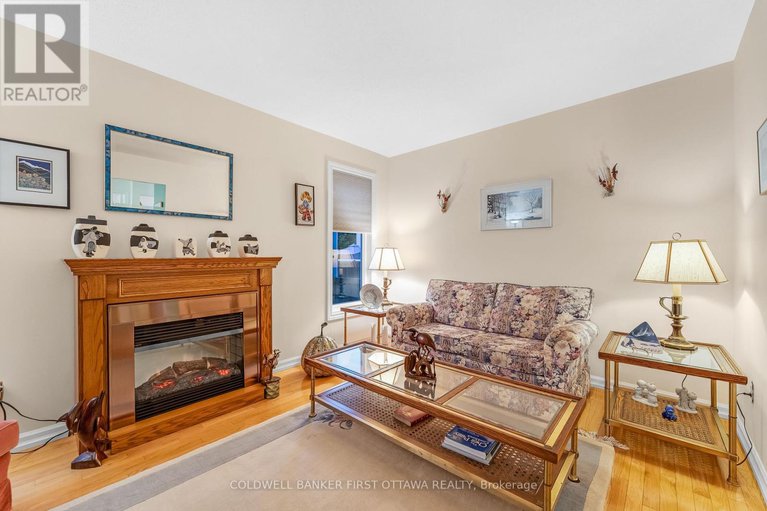 29052302/1511-shawinigan-street/fallingbrookridgemount/ottawa/ontario/K4A2L9_6