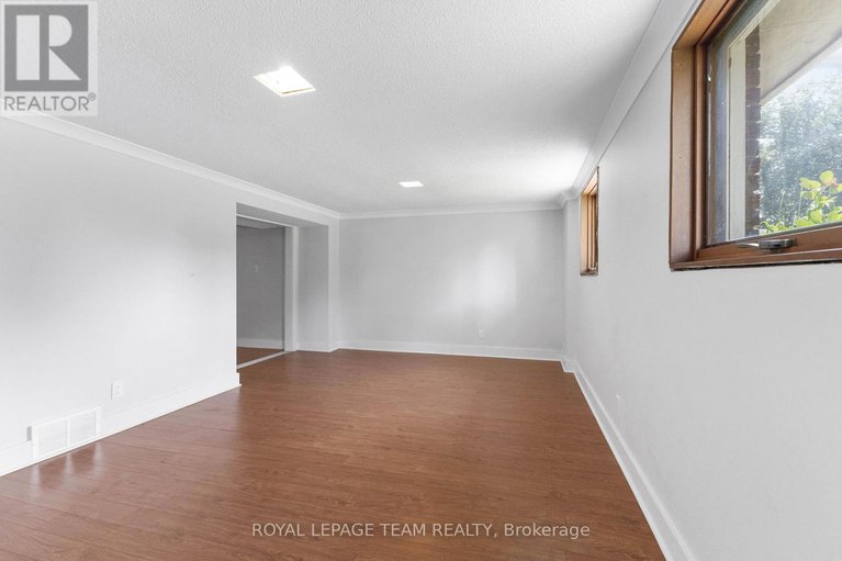 28608553/29-ashgrove-crescent/briargreen/ottawa/ontario/K2G0S1_39