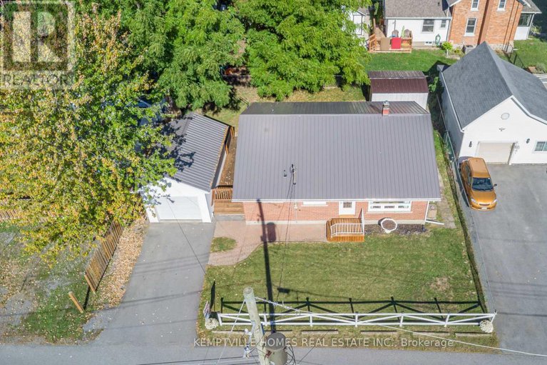 28943106/8-gibson-lane/morrisburg/south-dundas/ontario/K0C1X0_20