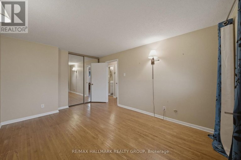 29612931/69-woodmount-crescent/borden-farmstewart-farmcarleton-heightsparkwood-hills/ottawa/ontario/K2E5P9_18