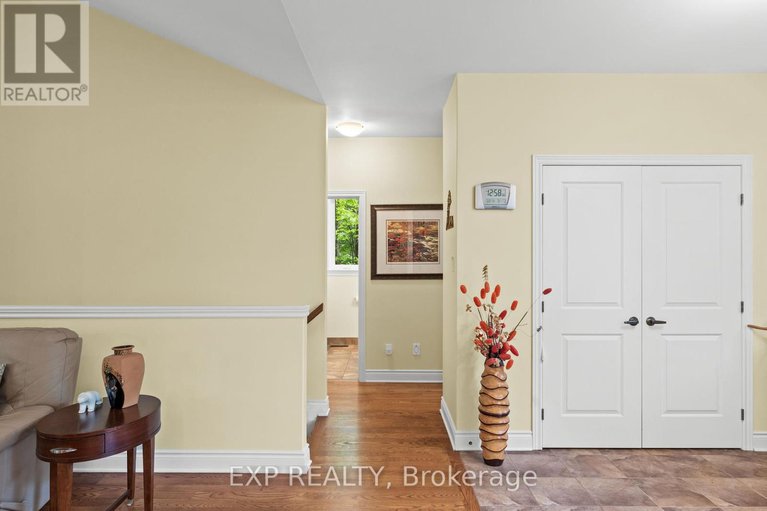 28406090/213-justin-drive/beckwith-twp/beckwith/ontario/K7C0C4_24