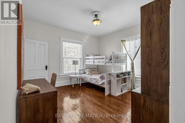 27898054/94-king-street/chesterville/north-dundas/ontario/K0C1H0_27