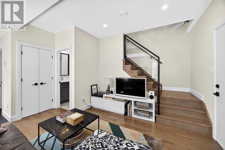 28550549/160-marier-avenue/vanier/ottawa/ontario/K1L5S1_35