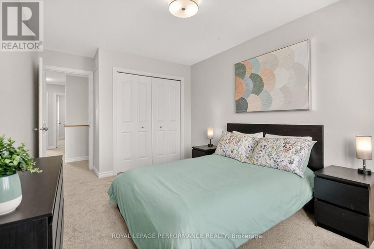 29164946/1910-schroeder-crescent/springridgeeast-village/ottawa/ontario/K4A4P8_33