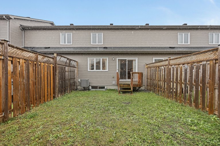 X12454230/1184-docteur-corbeil-boulevard/town-of-rockland/clarence-rockland/ontario/K2K0G9_18